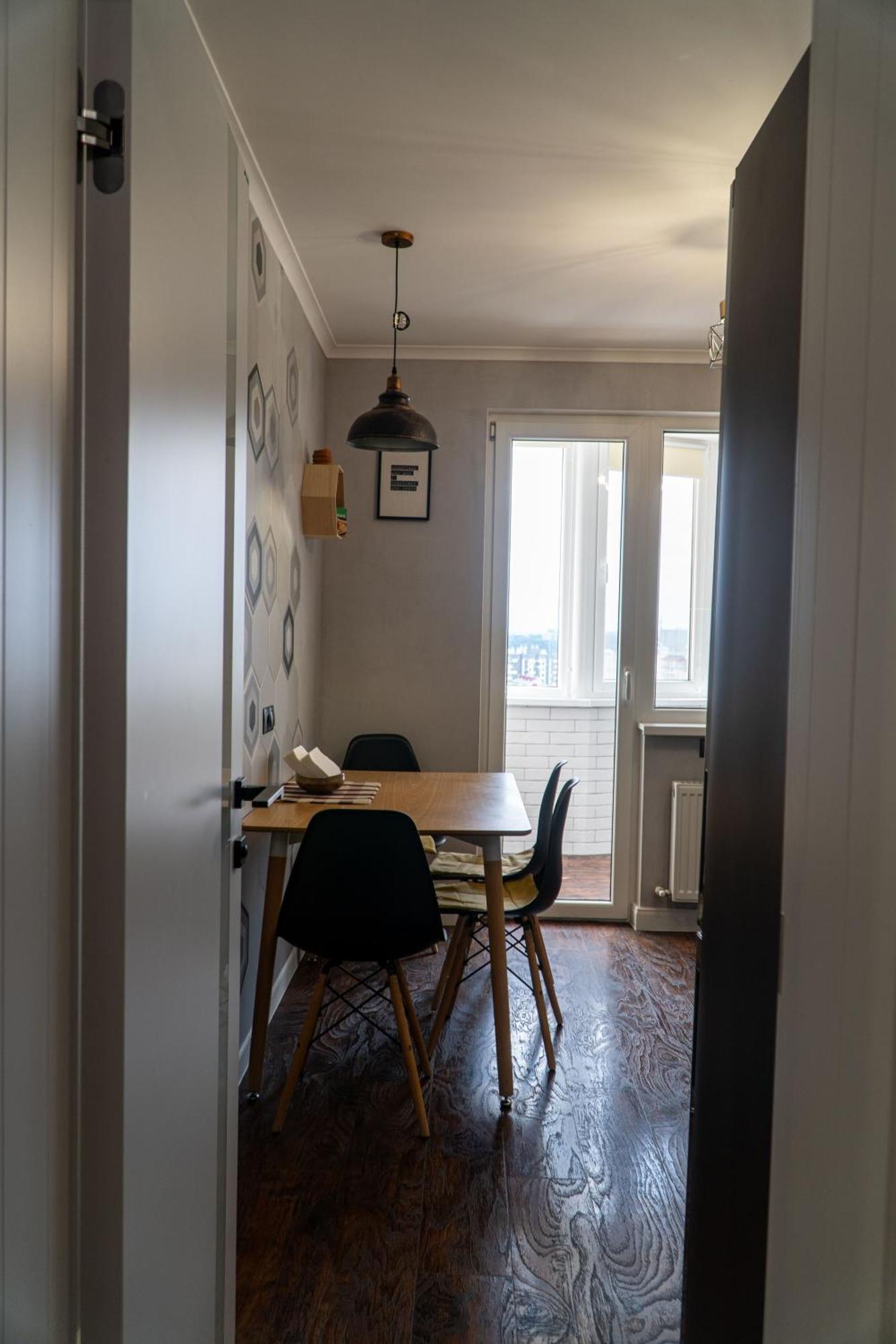 Elegant And Cozy 3br