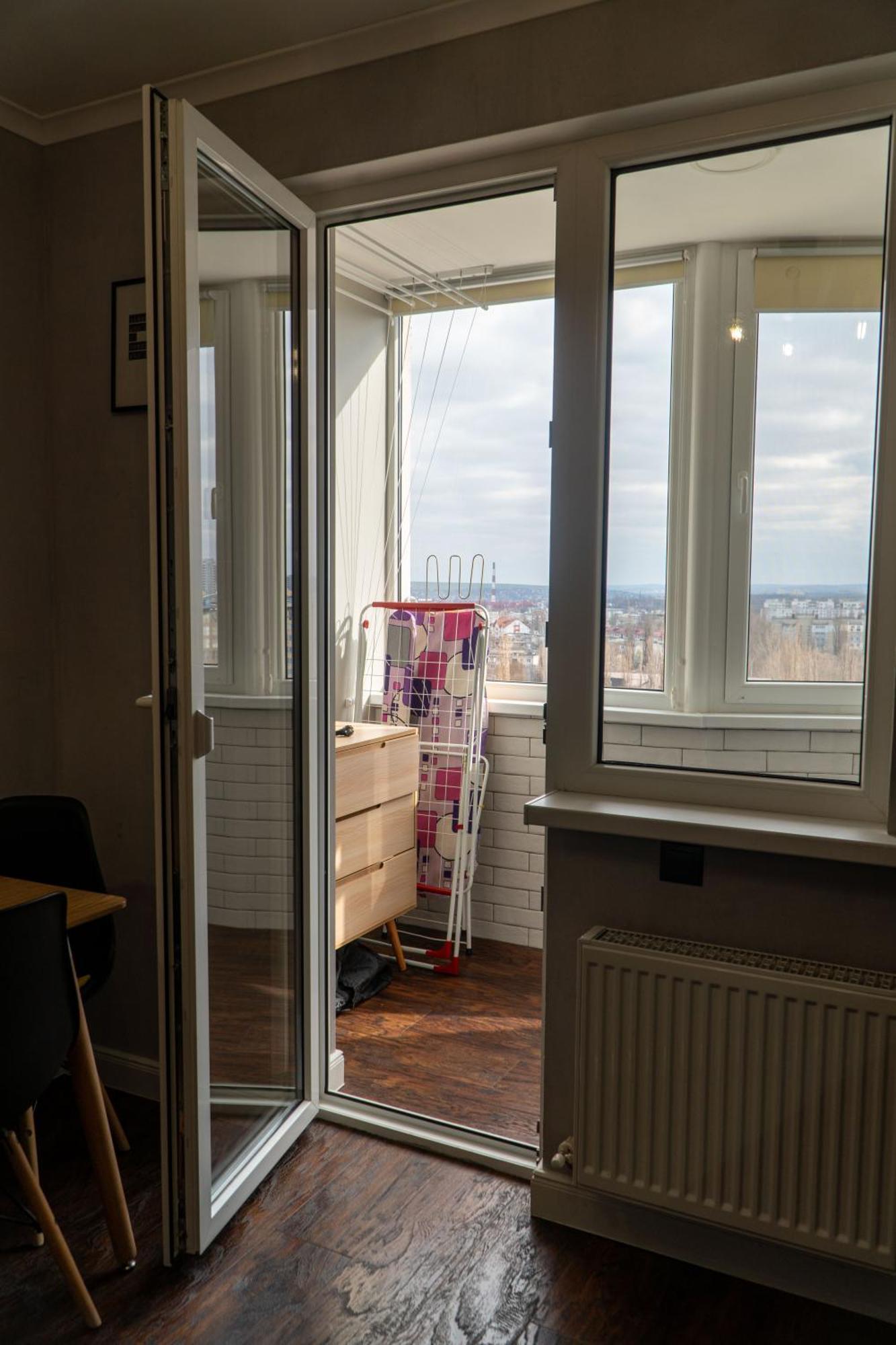 Apartment Elegant And Cozy 3br Kischinau