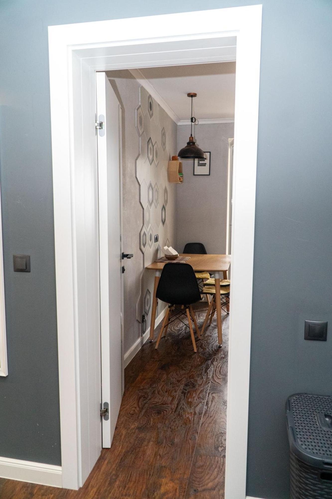 Apartment Elegant And Cozy 3br Kischinau