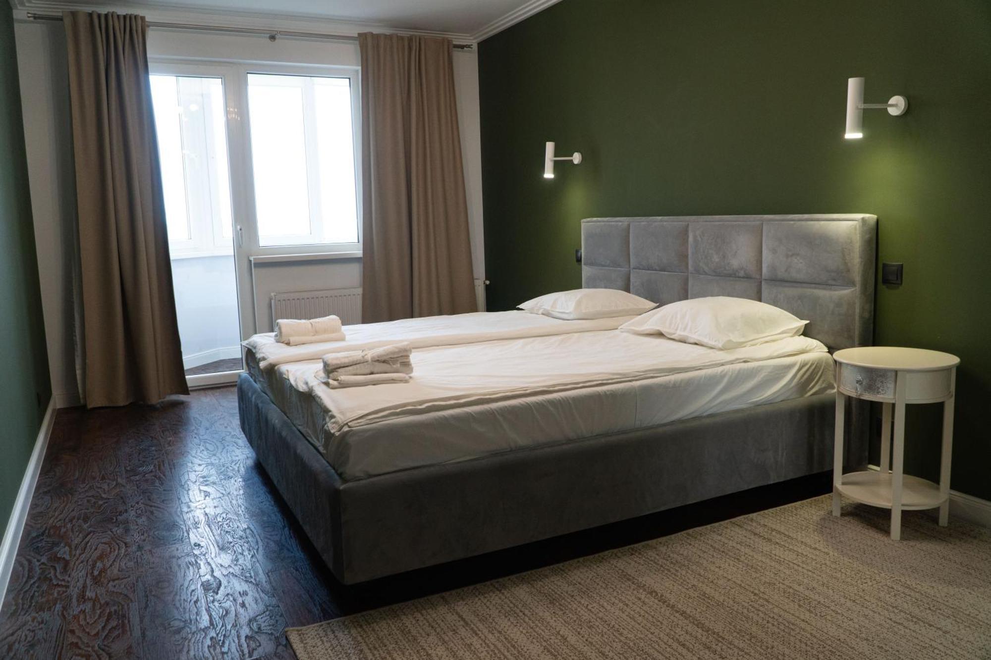 Elegant And Cozy 3br Apartment *